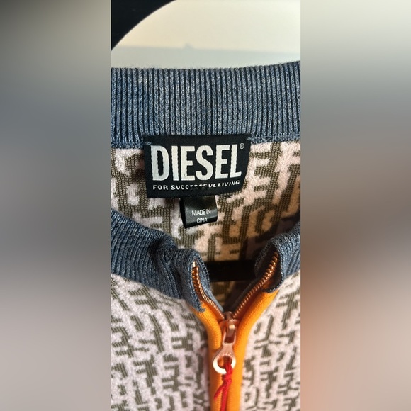 Diesel Monogram Cardigan S Authentic ( matching set available medium size skirt) - Picture 5 of 16